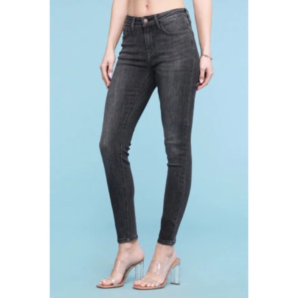 Judy Blue- Skater Girl Jeans